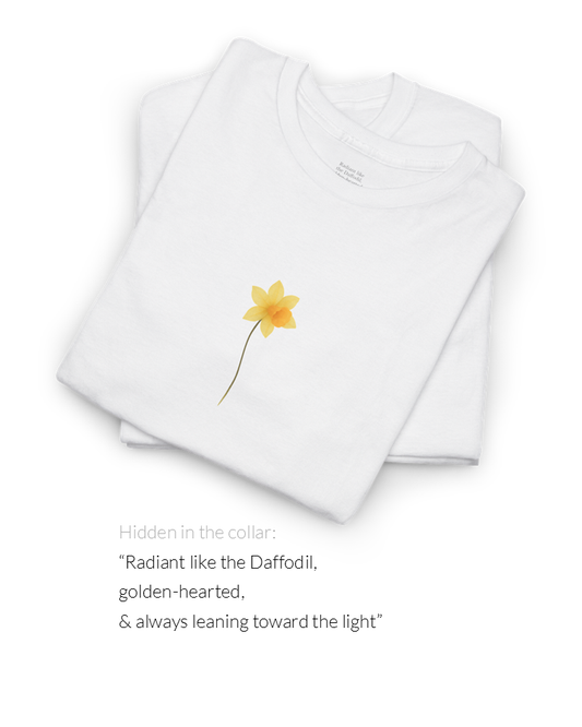March Daffodil Birth Flower Tee | Minimalist Thoughtful Birthday Gift T-Shirt for Her